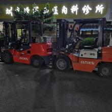 觀平路改造施工 叉車吊車出租與租賃設備保障工程高效推進